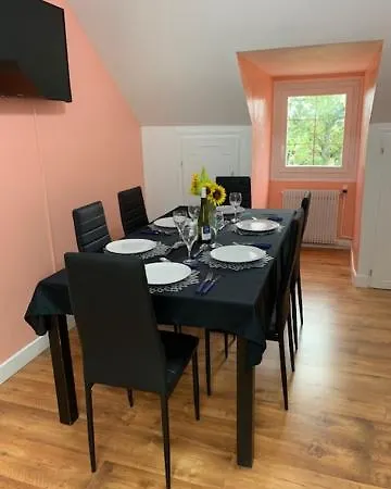 Апартаменты Walnut And Chestnut