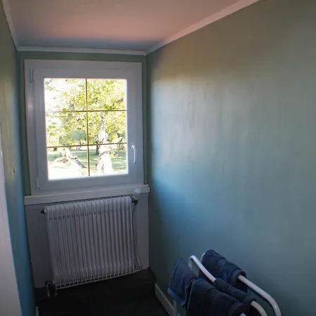 Walnut And Chestnut * Mauzens-et-Miremont