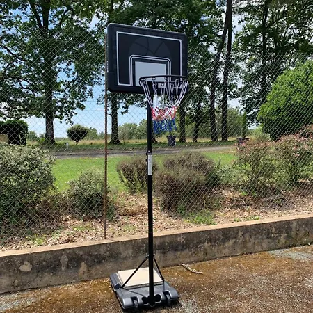 Walnut And Chestnut Апартаменты *