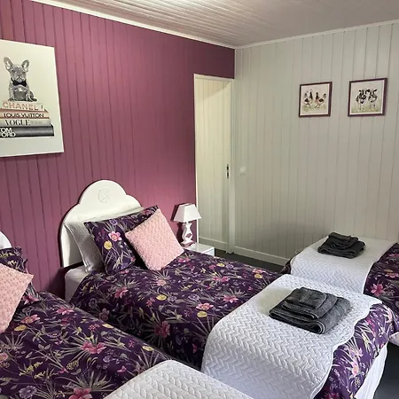 Walnut And Chestnut Апартаменты