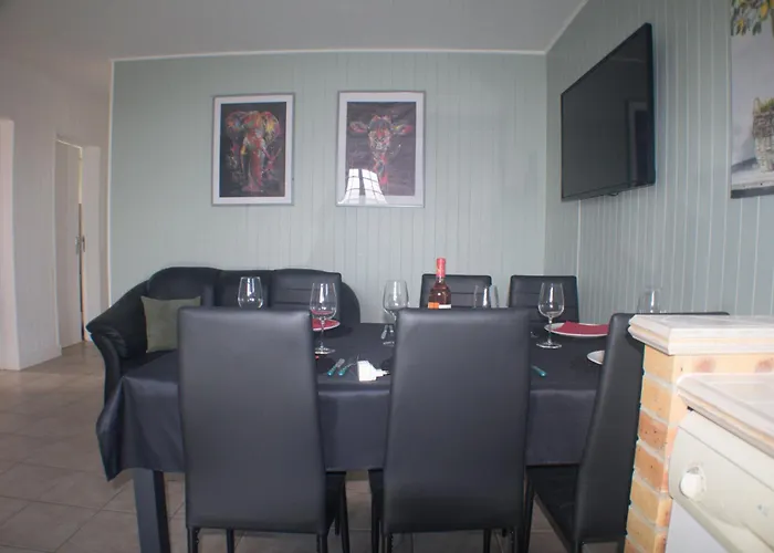 Walnut And Chestnut Mauzens-et-Miremont