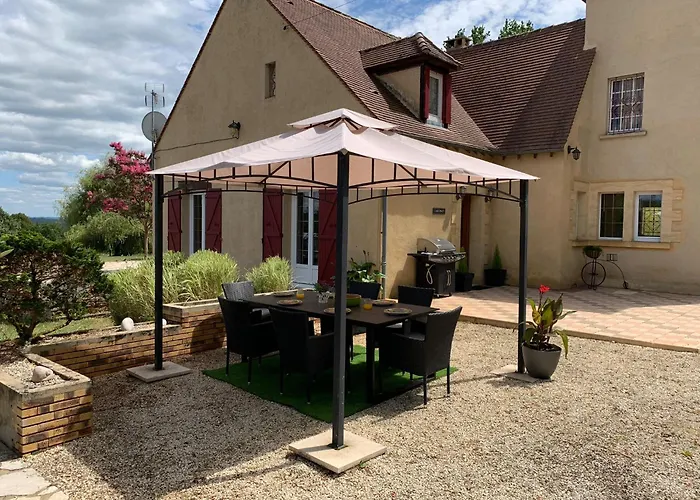 Walnut And Chestnut * Mauzens-et-Miremont